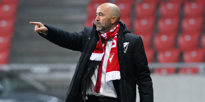 A Debrecen korábbi vezetőedzőjét nevezték ki a portugál Sportingnál