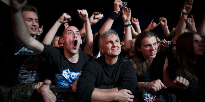Mi kerül egy Metallica-jegyen harmincezer forintba?