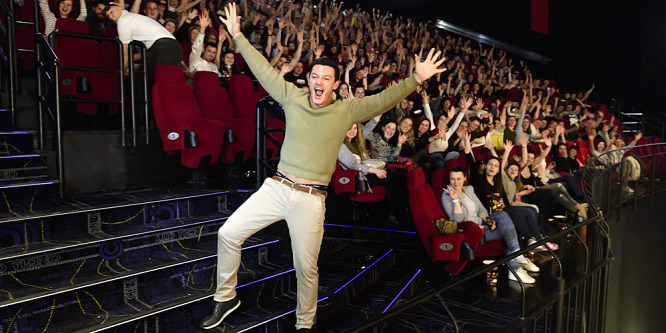 Luke Evans elköszönt Magyarországtól - Fotó!