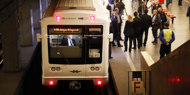 Még ezen a héten újra forgalomba állhatnak a felújított metrókocsik