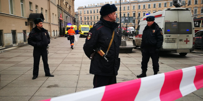 Életfogytig terjedő börtönre ítélték a szentpétervári metróban robbantó terroristákat