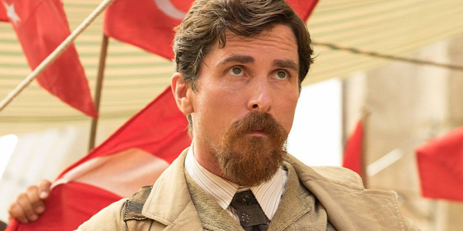 Mindenki nagyot bukott, de Christian Bale a legnagyobbat