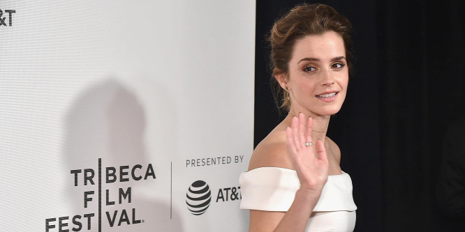 Emma Watson újra szerelmes: egy férfivel csókolózott