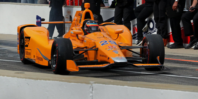 Alonso a legjobbak között az Indy 500 időmérőjén