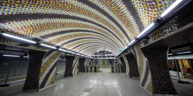 Péntektől éjjel is jár a 2-es és a 4-es metró