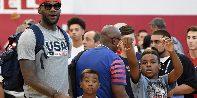 LeBron James zseniális szülinapi partit rendezett a fiának