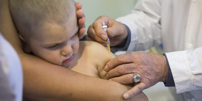 Szamárköhögés, bárányhimlő, influenza – mikor és meddig hatásosak a védőoltások