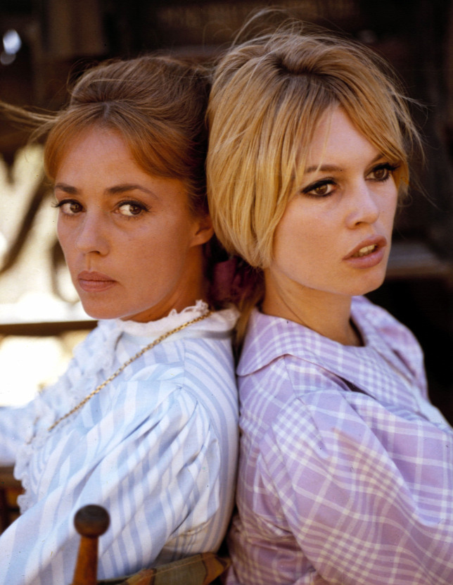 Film Avec Brigitte Bardot Et Jeanne Moreau Meghalt Jeanne Moreau