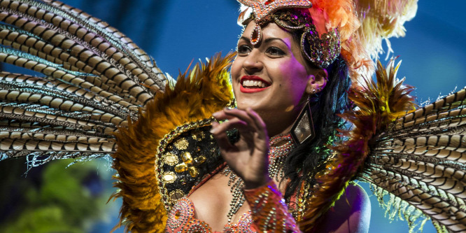 Nemzetközi Folklórfesztivál és Népművészeti Vásár Százhalombattán
