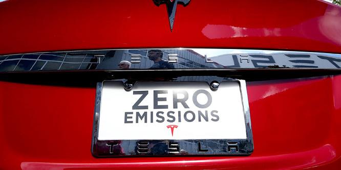 Elon Musk izgalmas bejelentést tett, erre beszakadt a Tesla árfolyama