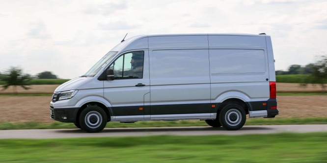 Útdíjmentes behemót B-s jogosítványoz - Volkswagen Crafter 2.0 TDI teszt