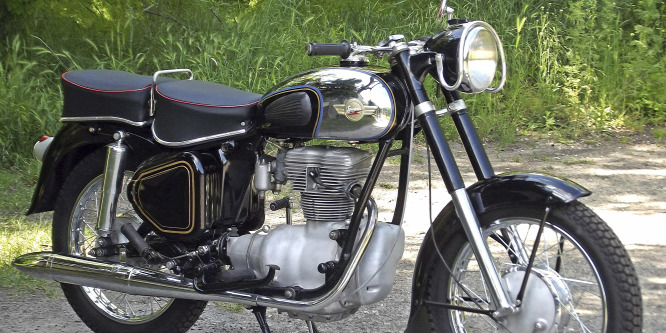 Szív, sűrít, gyújt, kipufog - Simson 425S veterán teszt