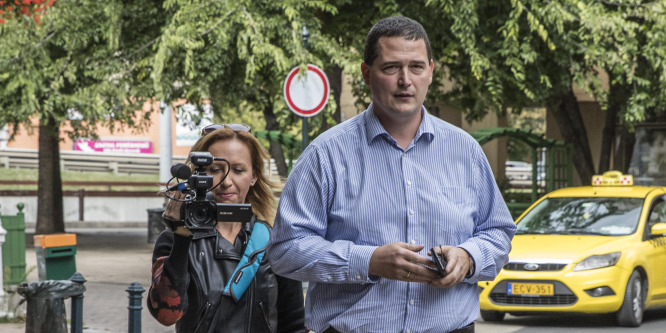 Ma hallgatják ki a Jobbik-tévé főszerkesztőjét