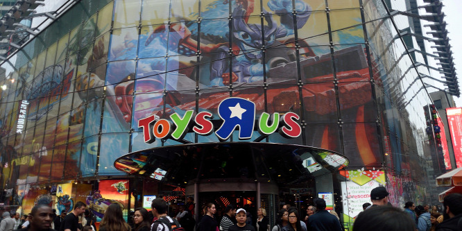 Mégis visszatér a Toys R Us játékáruház?
