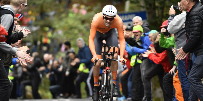 Csapatot vált a 2017-es Giro-győztes