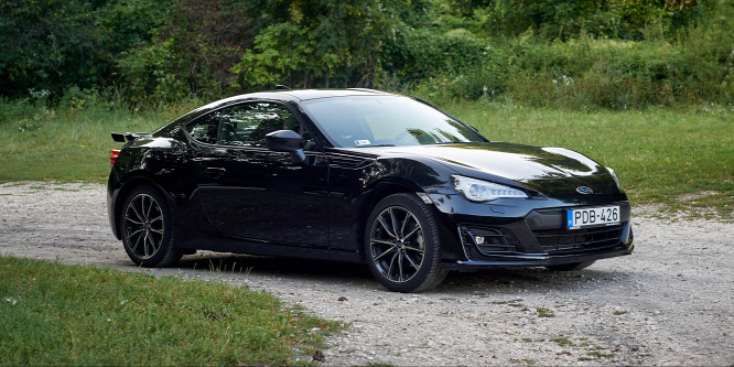 Nem kell berzenkedni tőle - Subaru BRZ automata teszt
