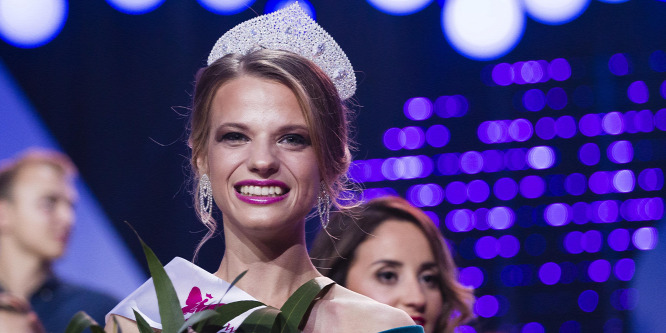 Fehérorosz lány lett az első Miss Wheelchair World