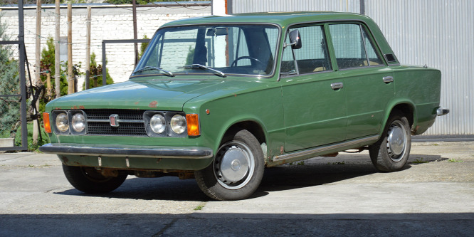 Ezeröcsinek nézik, pedig olasz műremek volt - Fiat 124 Special-bemutató