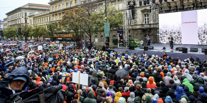 Orbán Viktor a Terror Házánál mond beszédet október 23-án