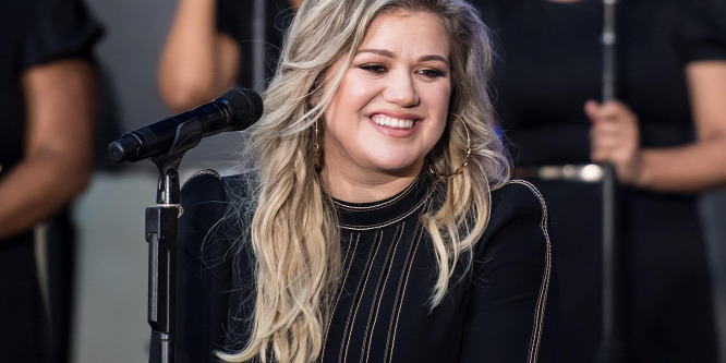 Mi lehet a baj? Kelly Clarkson 4 éves gyereke még nem beszél