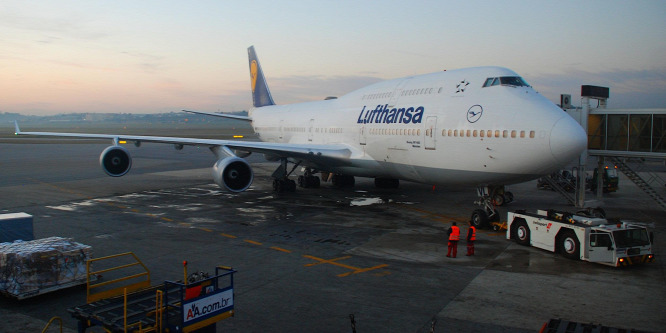 Vissza kellett fordítani egy Lufthansa-gépet