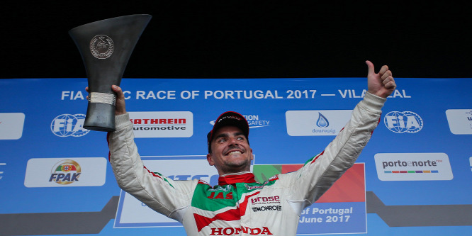 Kifékezték a vb-címet Michelisz Norbert kezéből
