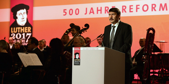 Áder János: Erdélyben már a 16. században kimondták a vallásszabadságot