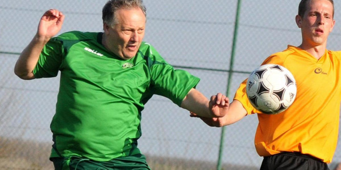62 éves játékos szerzett győztes gólt