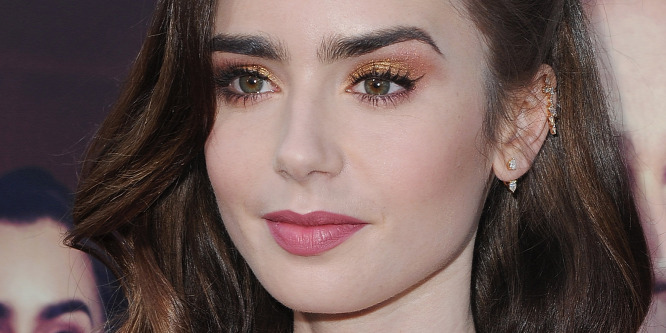 "K*rvának nevezett" - bántalmazó kapcsolatáról vallott az Emily Párizsban sztárja, Lily Collins