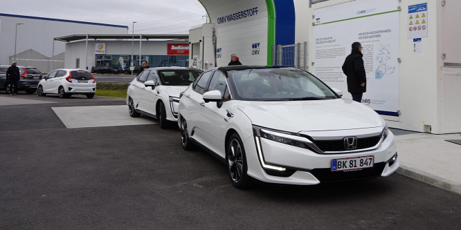 Bécsig mentünk, hogy hidrogént tankoljunk - Honda Clarity-menetpróba