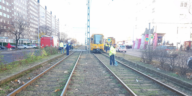 Halálra gázolt egy nőt egy villamos a XV. kerületben