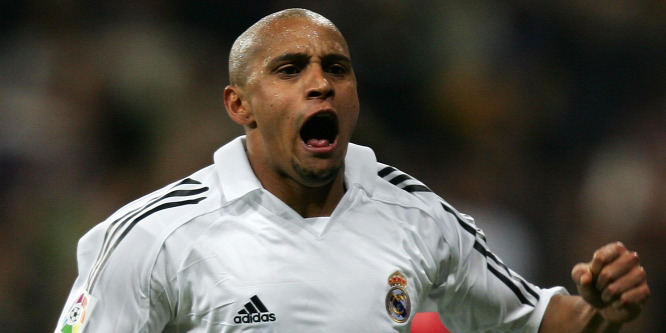 Roberto Carlos gólját másolta a török középpályás