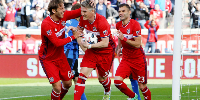 Schweinsteiger marad Nikolics Nemanja csapattársa