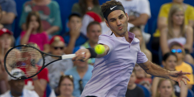Federerék magabiztosan legyőzték a japánokat