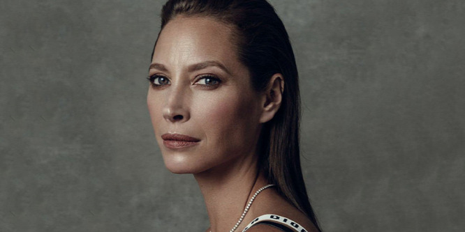 A szülinapos Christy Turlington szépségtippjei