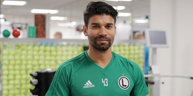 Nikolics nyomdokain az Arsenal egykori támadója