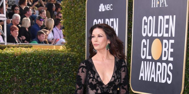 Catherine Zeta-Jones lánya, Carys Douglas megszólalásig hasonlít édesanyjára