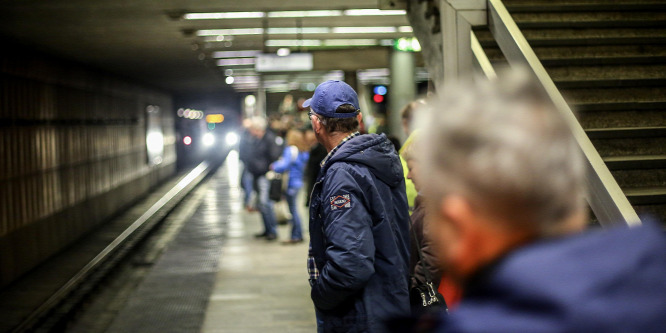 Figyelmeztet a BKV: nagy füst várható az M3-as metró három állomásán