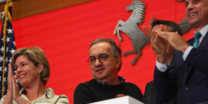 Marchionne: Vagy egy szuperautót, vagy egy tragacsot építettünk