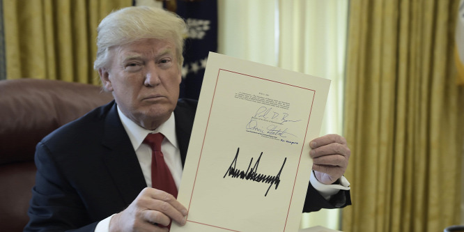A szenátus után a képviselőház is megszavazta az amerikai kormány finanszírozását