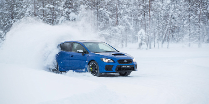Lappföldi utak, hörgő bokszermotorok és szöges gumik - Subaru téli tesztvezetés
