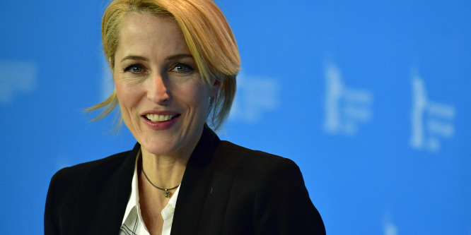 Így néz ki Gillian Anderson A korona következő évadában - Fotó