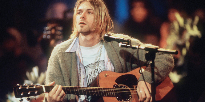 Elárverezik Kurt Cobain legendás kék gitárját