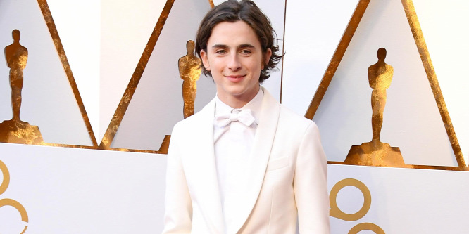 Budapesten forgat a népszerű színész, Timothée Chalamet – Fotó