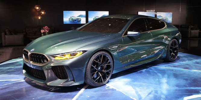 Ehhez a BMW-hez képest a 7-es is öreguras limuzin