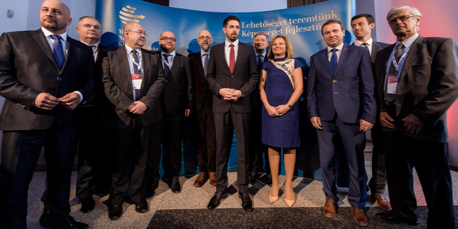 Együttműködési megállapodást írt alá az MNKH és a Nemzeti Agrárkutatási és Innovációs Központ