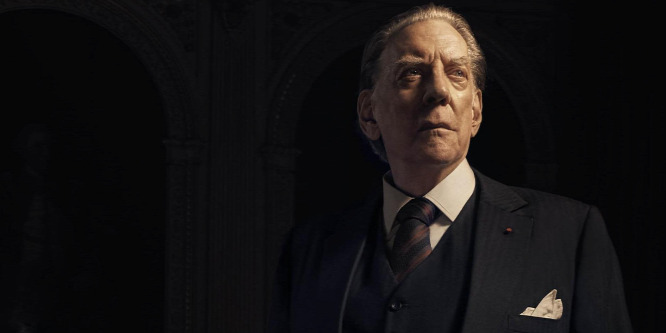 Itthon is indul Donald Sutherland új sorozata