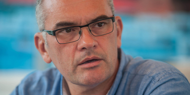 Népszerű tévés műsorvezető lett az orvosok nagykövete