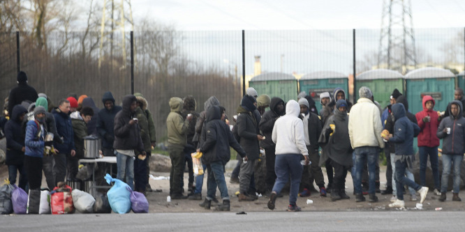 Több száz afgán migránst toloncolt haza Törökország