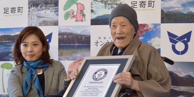 Masazo Nonaka 112 éves,  a világ legidsebb embere, Guinness-rekorder lett: videó